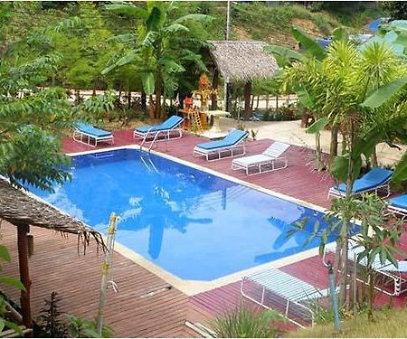Bamboo Mountain View Phi Phi Resort Bagian luar foto
