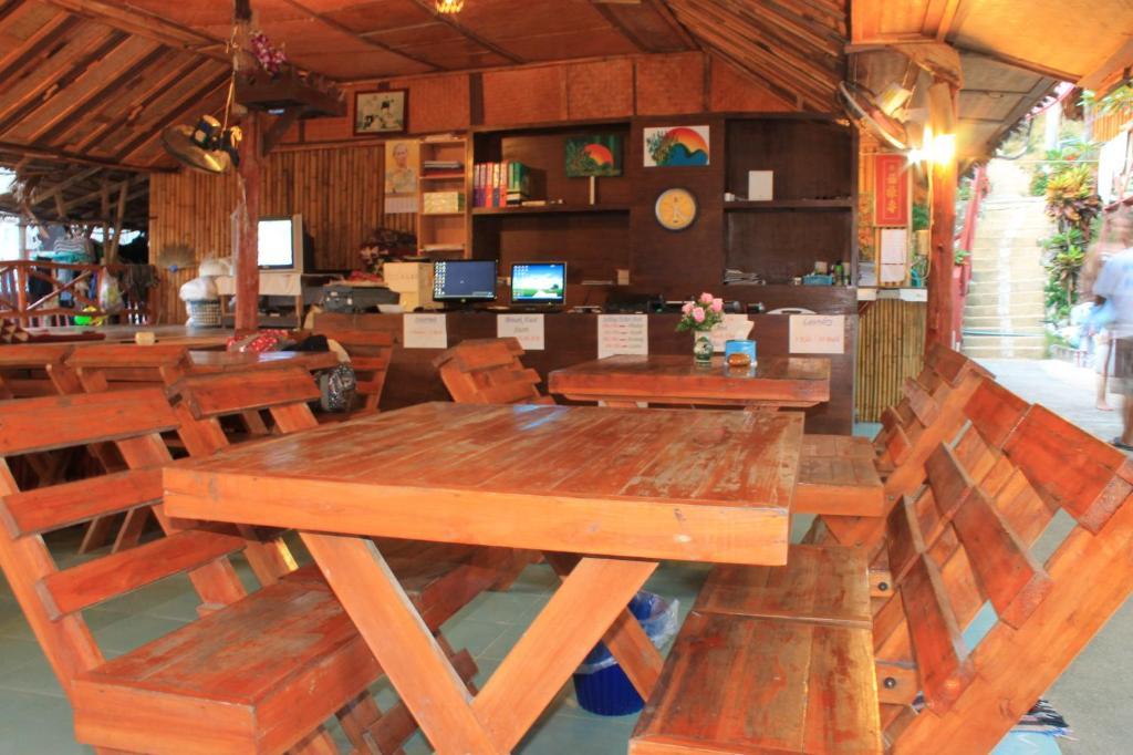 Bamboo Mountain View Phi Phi Resort Bagian luar foto