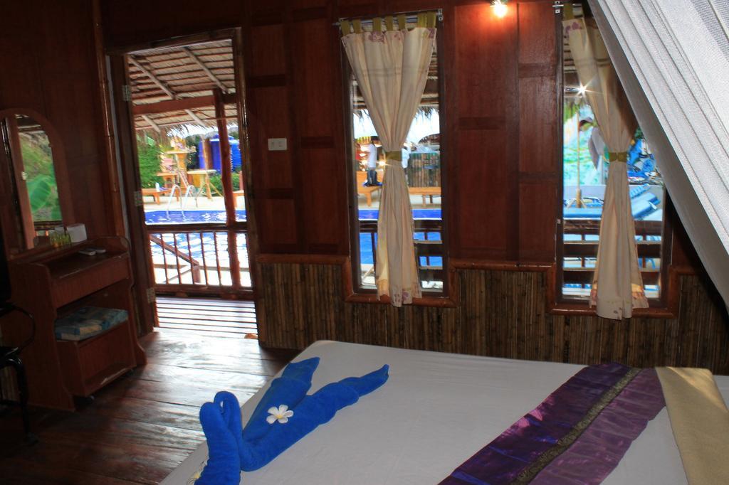 Bamboo Mountain View Phi Phi Resort Ruang foto